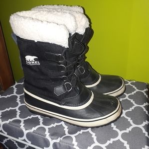 Sorel waterproof winter boots